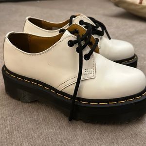 Dr. Martens Smooth Leather Platform 1461